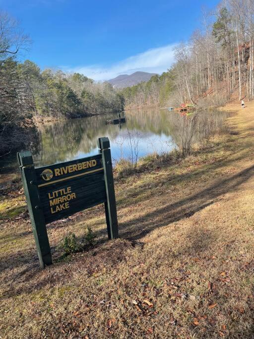 Mountain Views, Pets Welcome-Lake And River Access 卢尔湖 外观 照片