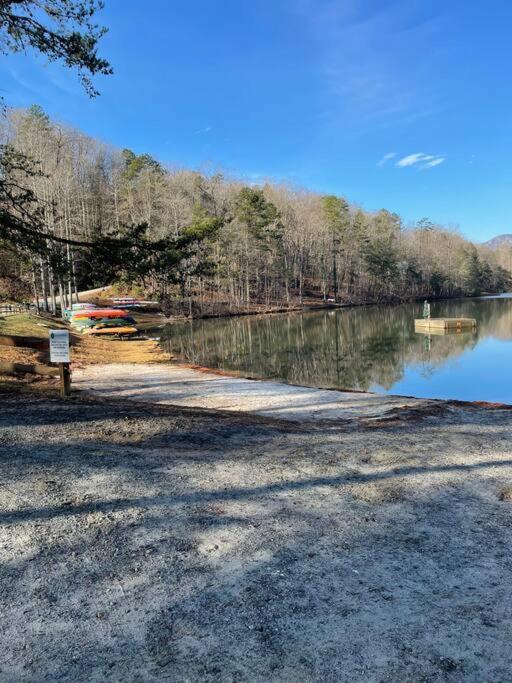 Mountain Views, Pets Welcome-Lake And River Access 卢尔湖 外观 照片